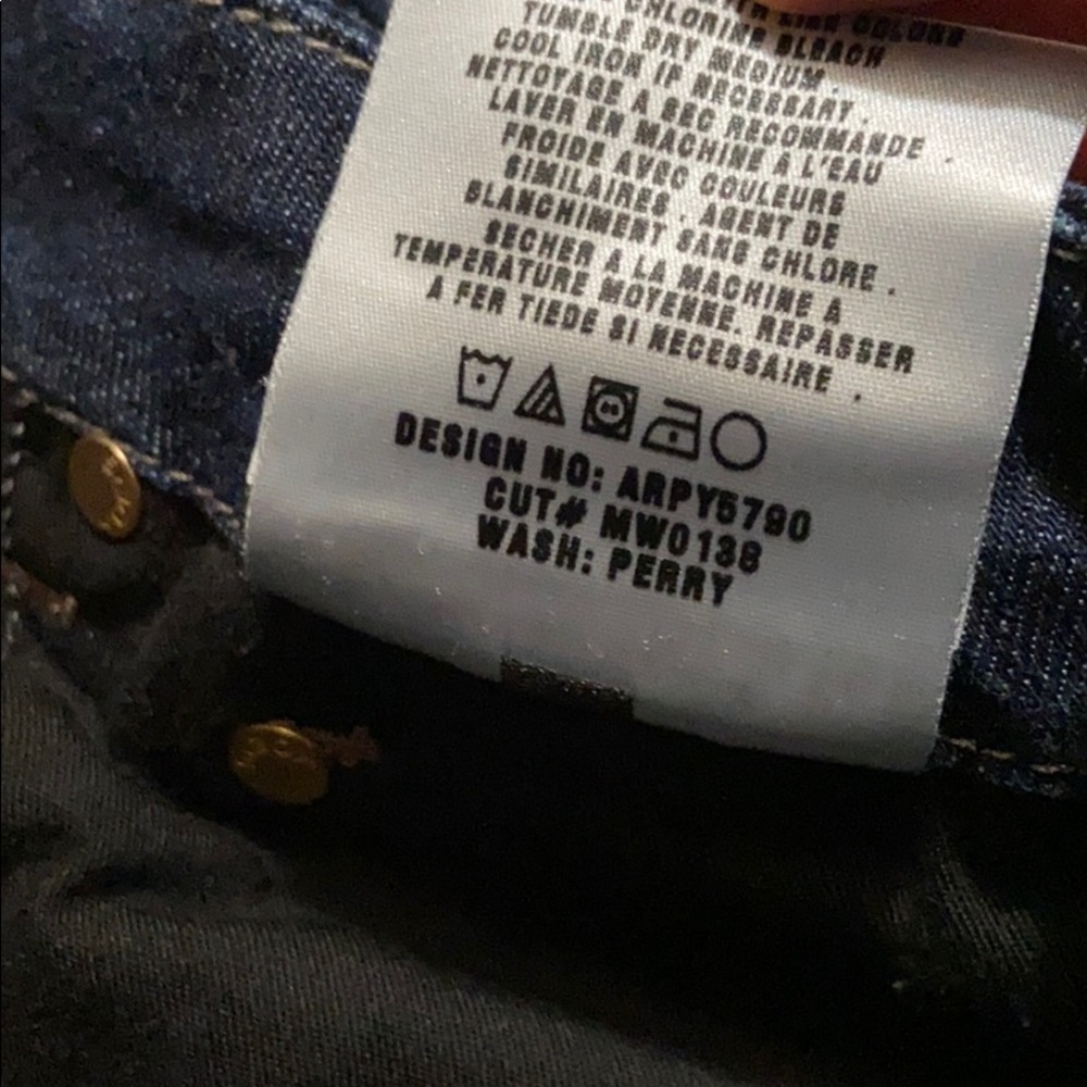 Muse Jeans In Perry Wash - Picture 7 of 8